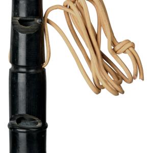 Свисток для собак Trixie Buffalo Horn Whistle M, размер 9см., черный